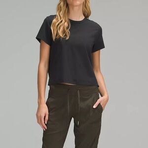 Lululemon Athletica Black Short Sleeve Tee